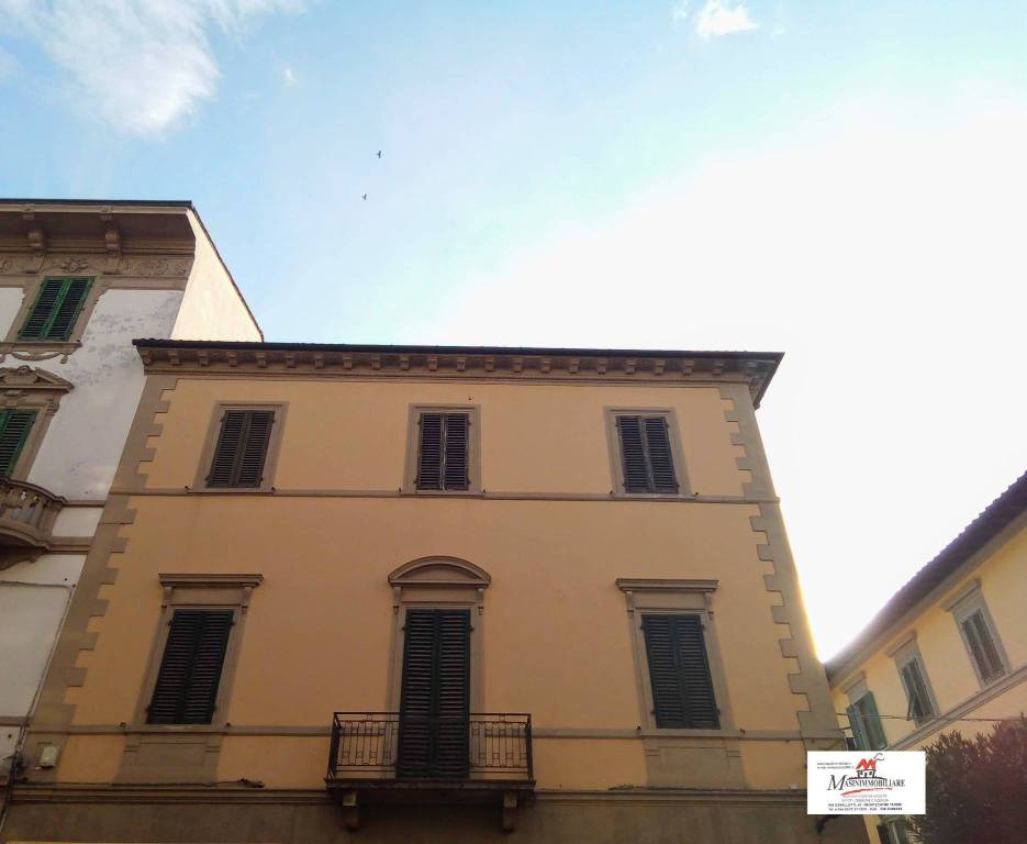 ufficio in vendita a Montecatini-Terme in zona Vico