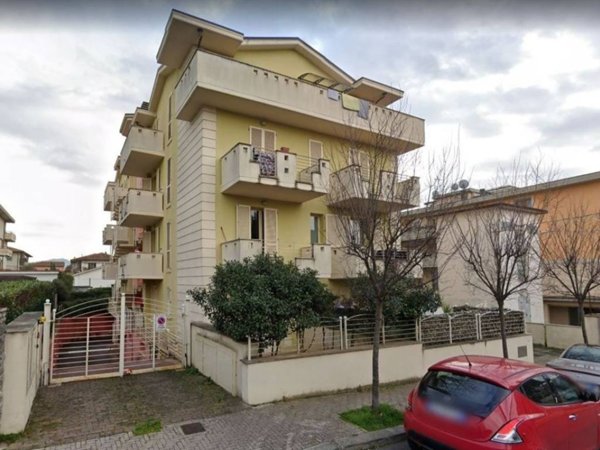 appartamento in vendita a Montecatini-Terme