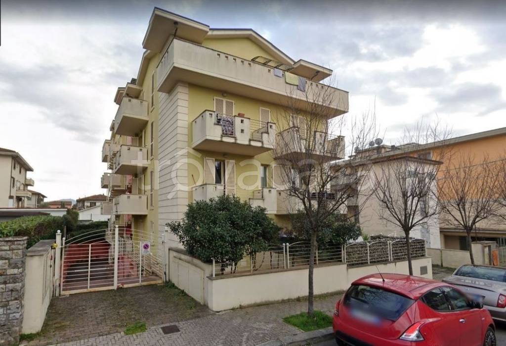 appartamento in vendita a Montecatini-Terme