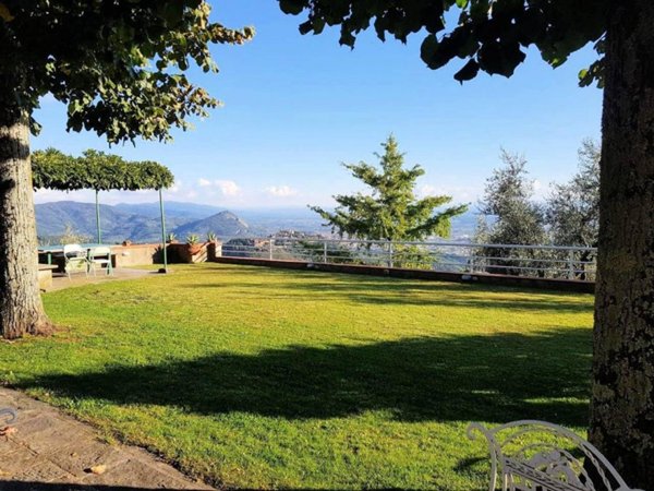 casa indipendente in vendita a Montecatini-Terme in zona Vico