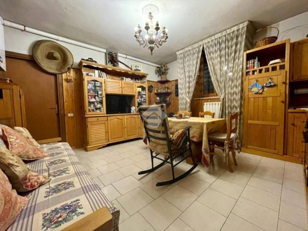 appartamento in vendita a Montecatini-Terme in zona Nievole