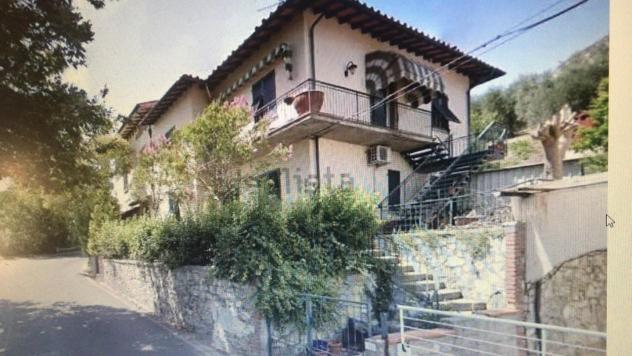appartamento in vendita a Montecatini-Terme in zona Vico