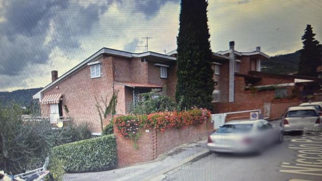 casa indipendente in vendita a Montecatini-Terme in zona Vico