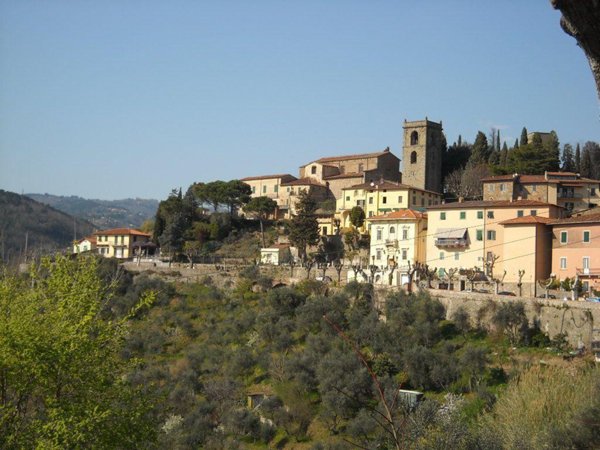 appartamento in affitto a Montecatini-Terme in zona Montecatini Alto