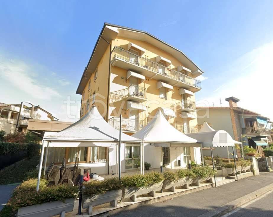 negozio in vendita a Montecatini-Terme in zona Vico