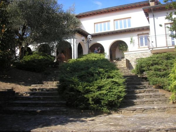 casa indipendente in vendita a Montecatini-Terme in zona Vico