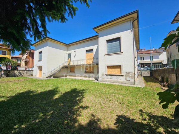 casa indipendente in vendita a Montecatini-Terme in zona Vico