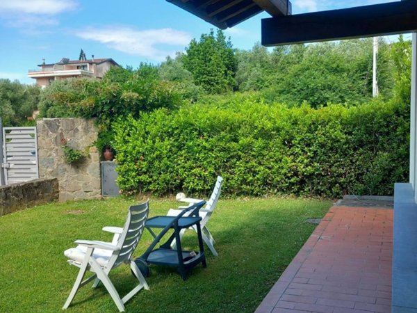 casa indipendente in vendita a Montecatini-Terme in zona Vico