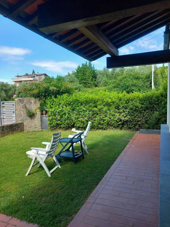 casa indipendente in vendita a Montecatini-Terme in zona Vico