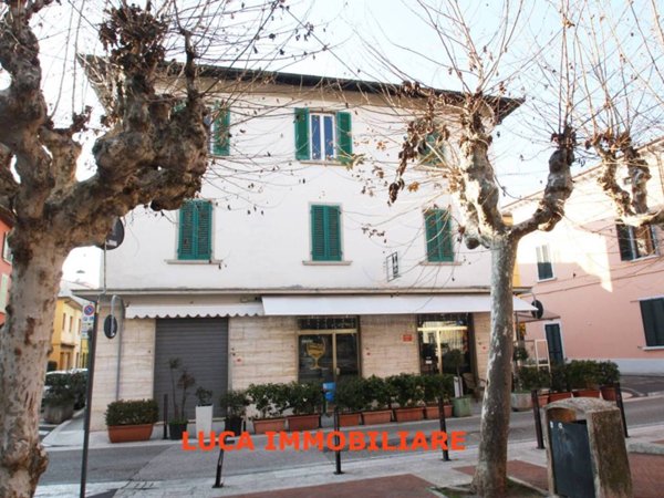 casa indipendente in vendita a Montecatini-Terme