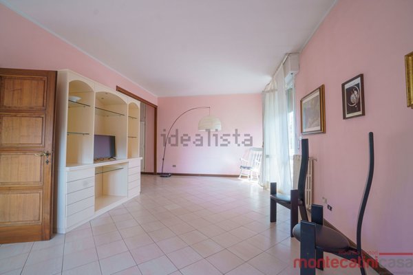 appartamento in vendita a Montecatini-Terme