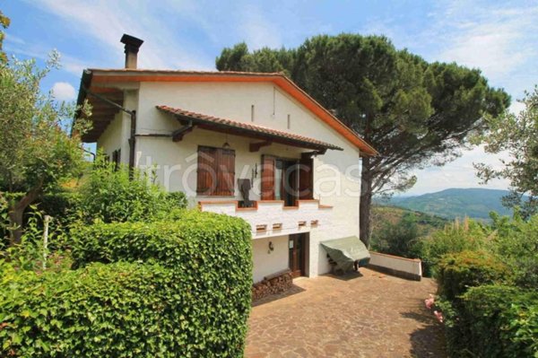 casa indipendente in vendita a Montecatini-Terme in zona Nievole