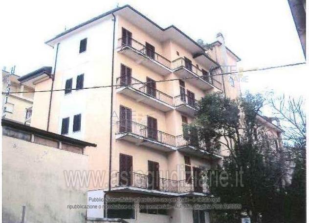 negozio in vendita a Montecatini-Terme in zona Vico
