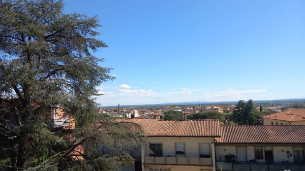 appartamento in vendita a Montecatini-Terme in zona Vico