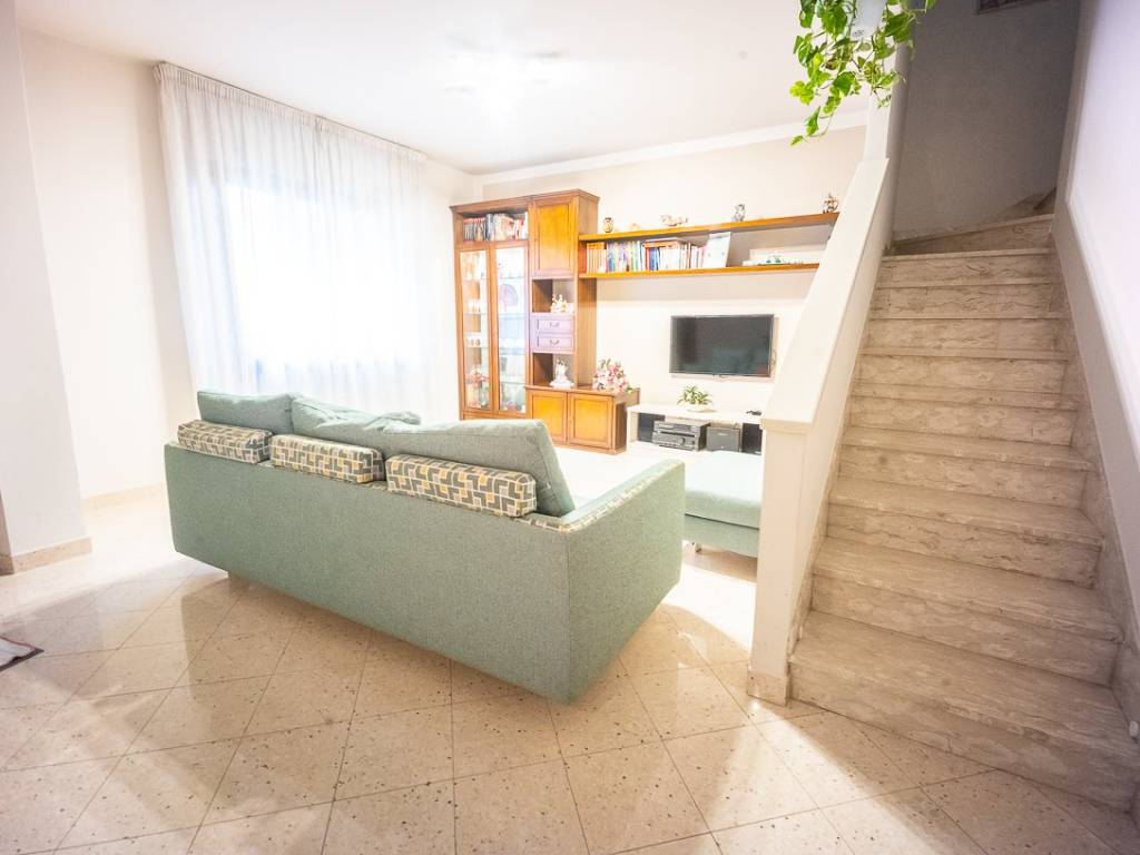 casa indipendente in vendita a Montecatini-Terme in zona Vico