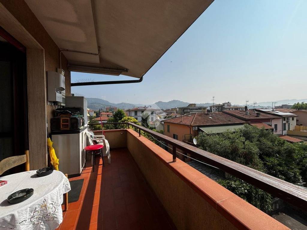 appartamento in vendita a Montecatini-Terme in zona Vico