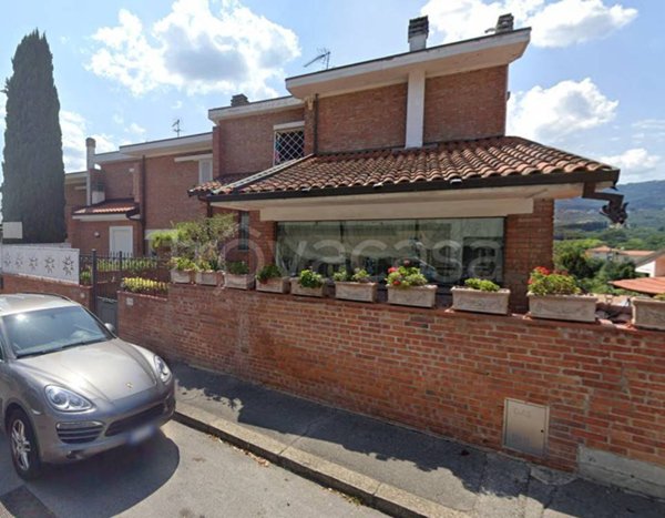appartamento in vendita a Montecatini-Terme in zona Vico