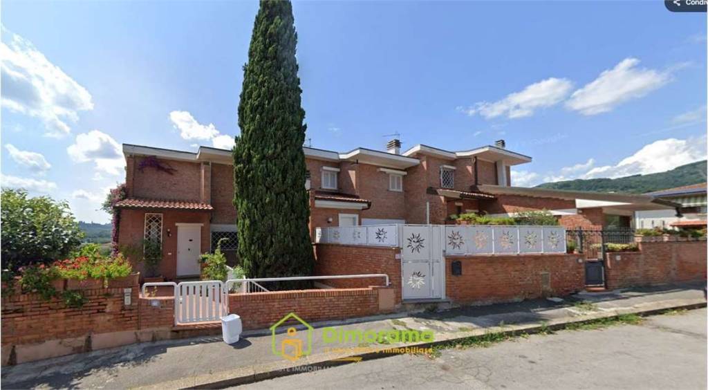 casa indipendente in vendita a Montecatini-Terme in zona Vico