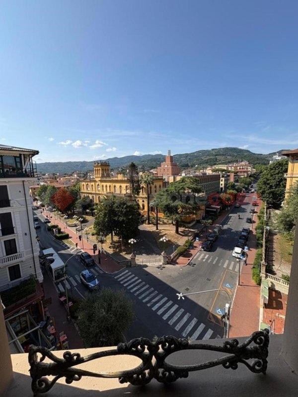 appartamento in vendita a Montecatini-Terme in zona Montecatini Alto