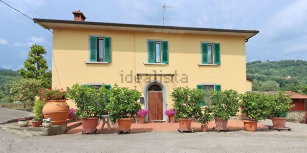 casa indipendente in vendita a Montecatini-Terme in zona Vico