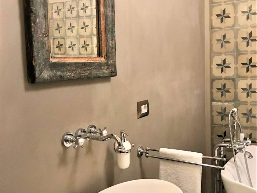 casa indipendente in vendita a Montecatini-Terme in zona Vico