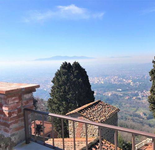 casa indipendente in vendita a Montecatini-Terme in zona Vico