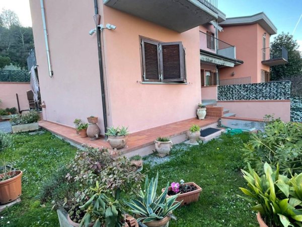 casa indipendente in vendita a Montecatini-Terme in zona Vico