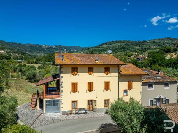 casa indipendente in vendita a Montecatini-Terme