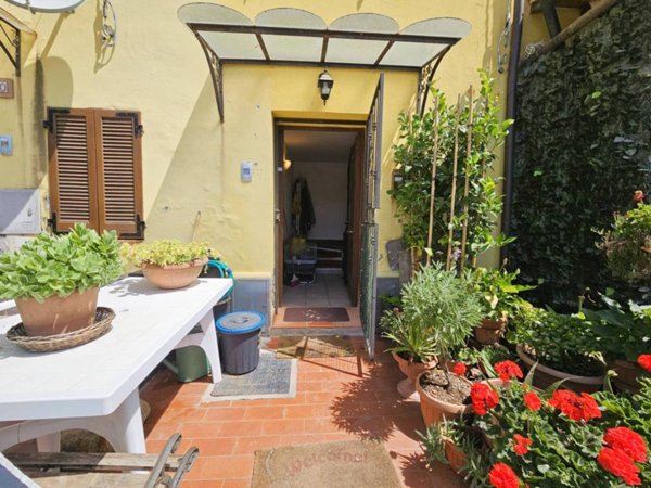 casa indipendente in vendita a Montecatini-Terme