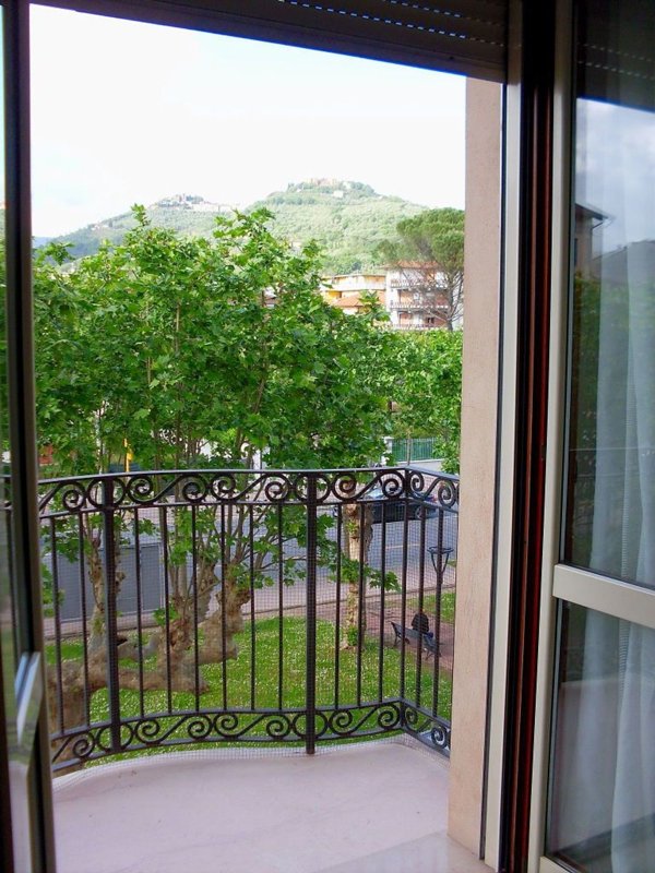 appartamento in vendita a Montecatini-Terme in zona Montecatini Alto
