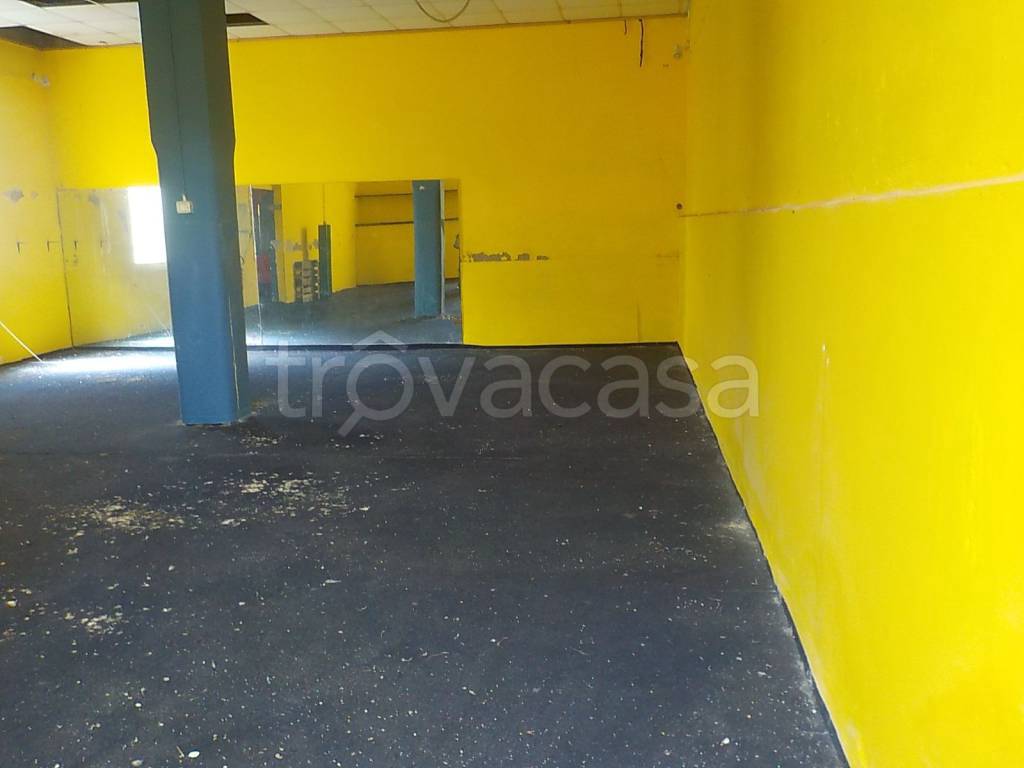 negozio in vendita a Montecatini-Terme
