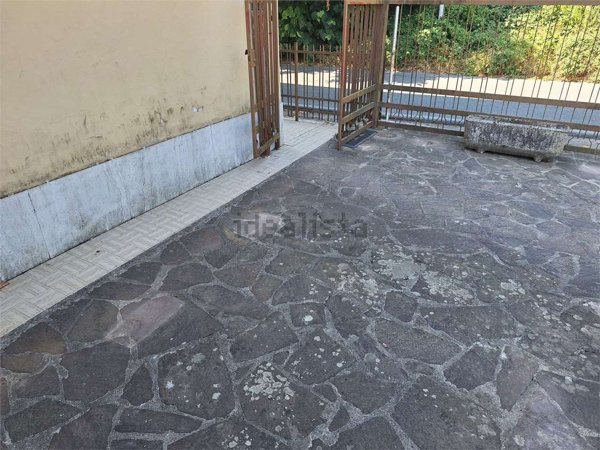 appartamento in vendita a Montecatini-Terme in zona Nievole