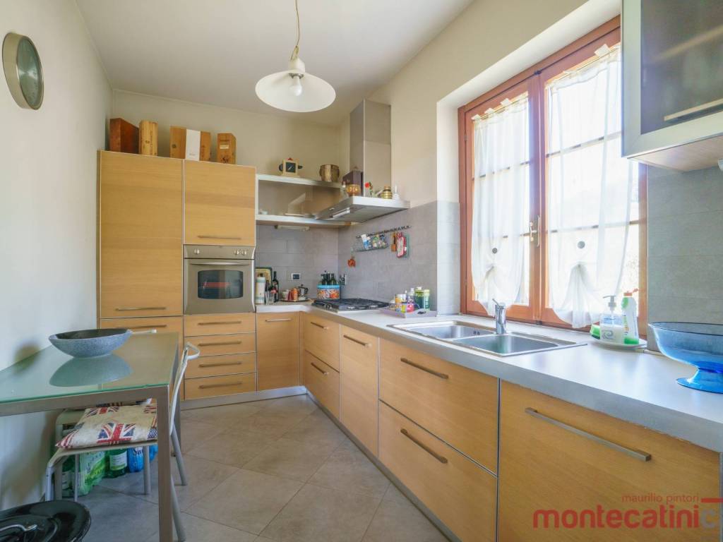 appartamento in vendita a Montecatini-Terme