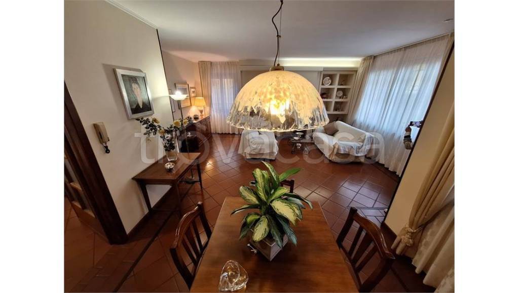 casa indipendente in vendita a Montecatini-Terme in zona Vico