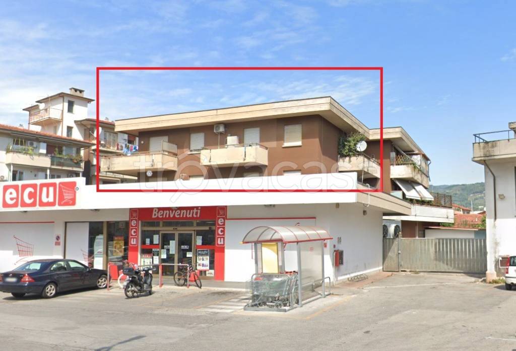 appartamento in vendita a Montecatini-Terme in zona Vico
