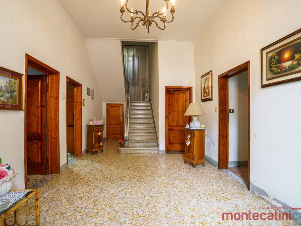 casa indipendente in vendita a Montecatini-Terme