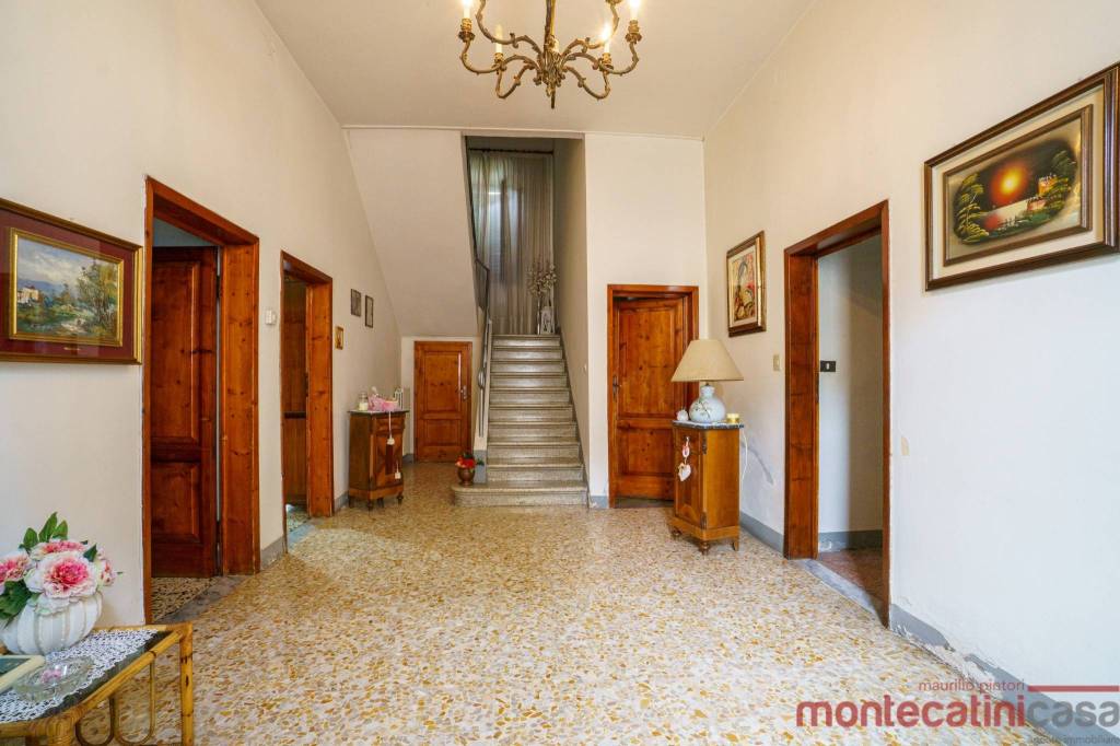 casa indipendente in vendita a Montecatini-Terme in zona Vico
