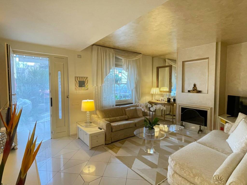 casa indipendente in vendita a Montecatini-Terme in zona Vico