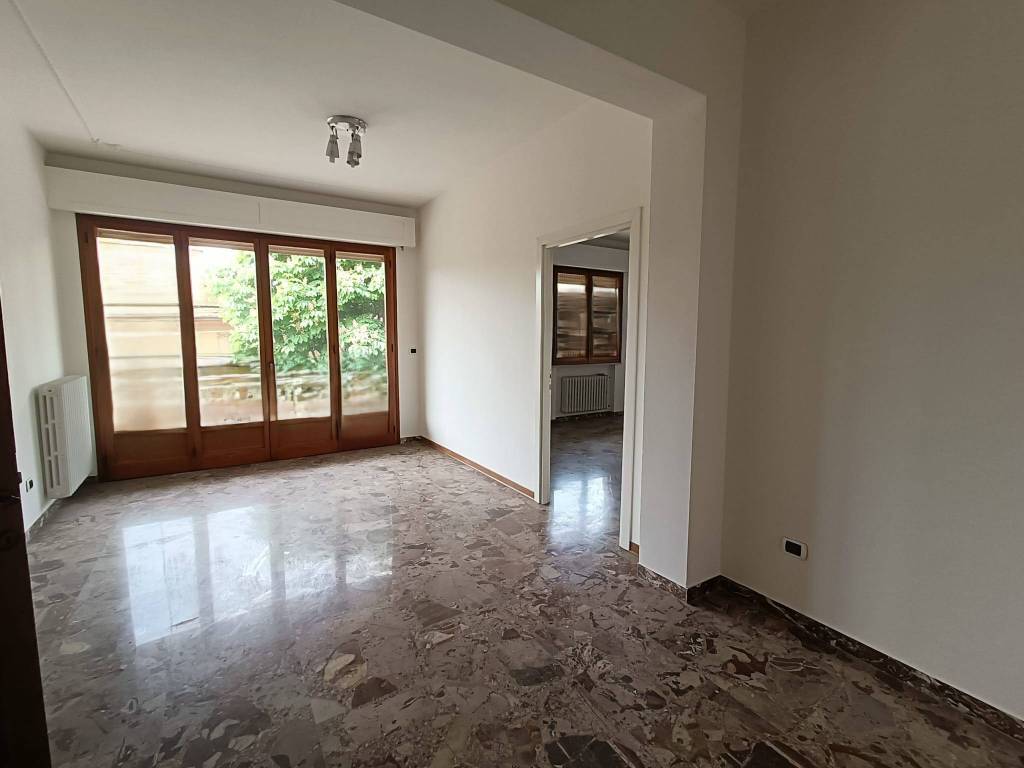ufficio in vendita a Montecatini-Terme in zona Vico