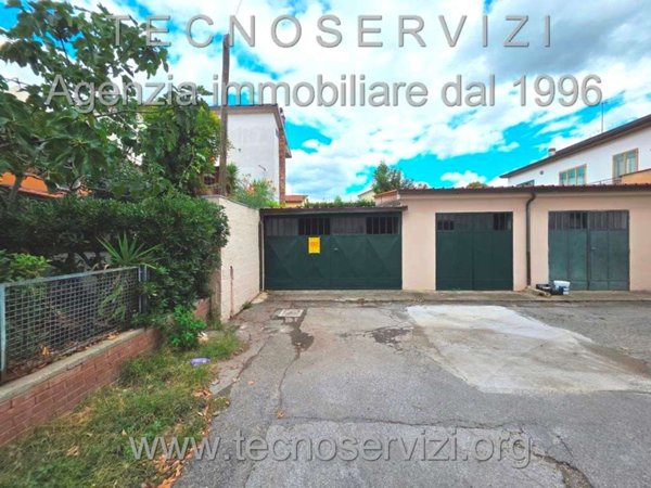 ufficio in vendita a Montecatini-Terme in zona Vico