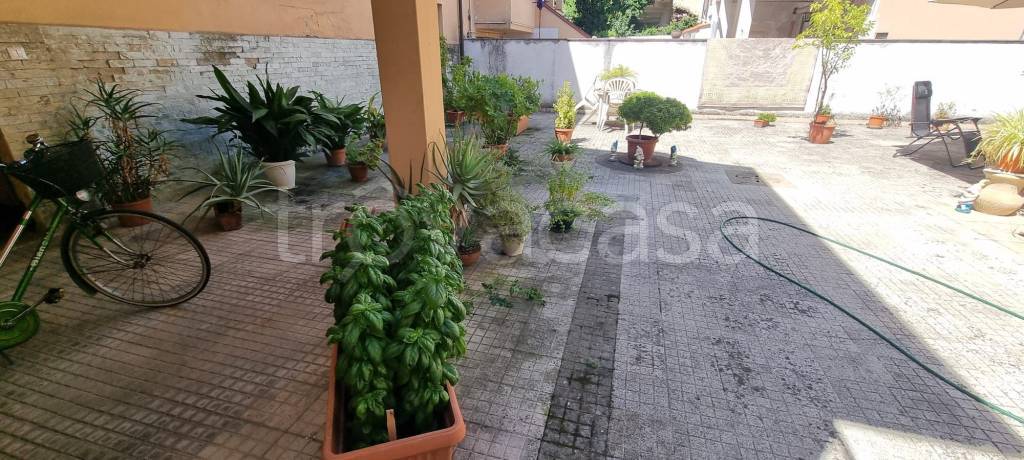 casa indipendente in vendita a Montecatini-Terme in zona Vico