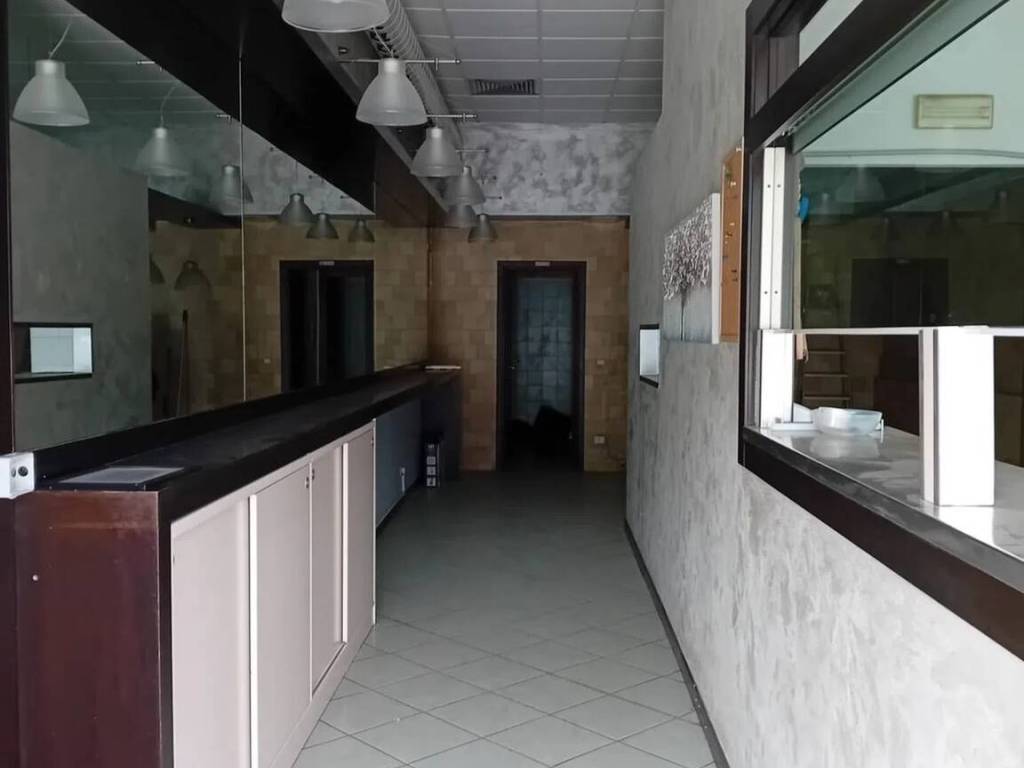 negozio in vendita a Montecatini-Terme