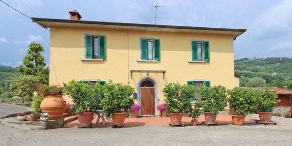 casa indipendente in vendita a Montecatini-Terme in zona Nievole