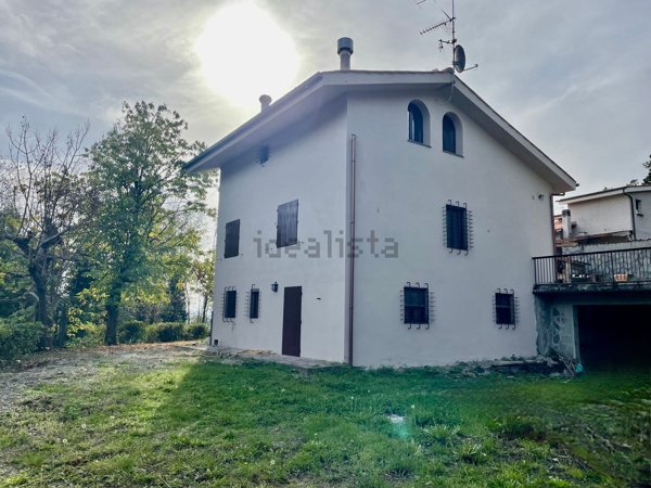 casa indipendente in vendita a Montecatini-Terme