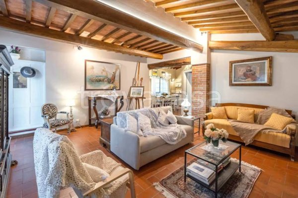 casa indipendente in vendita a Montecatini-Terme