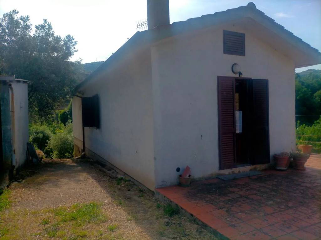 casa indipendente in vendita a Montecatini-Terme in zona Vico