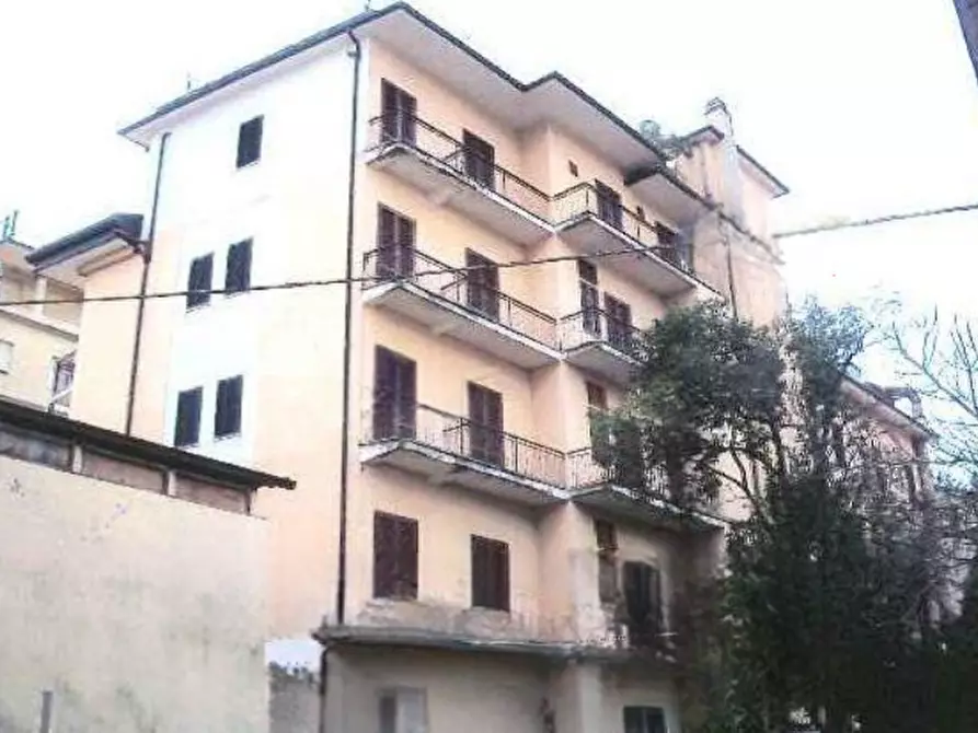 negozio in vendita a Montecatini-Terme in zona Vico