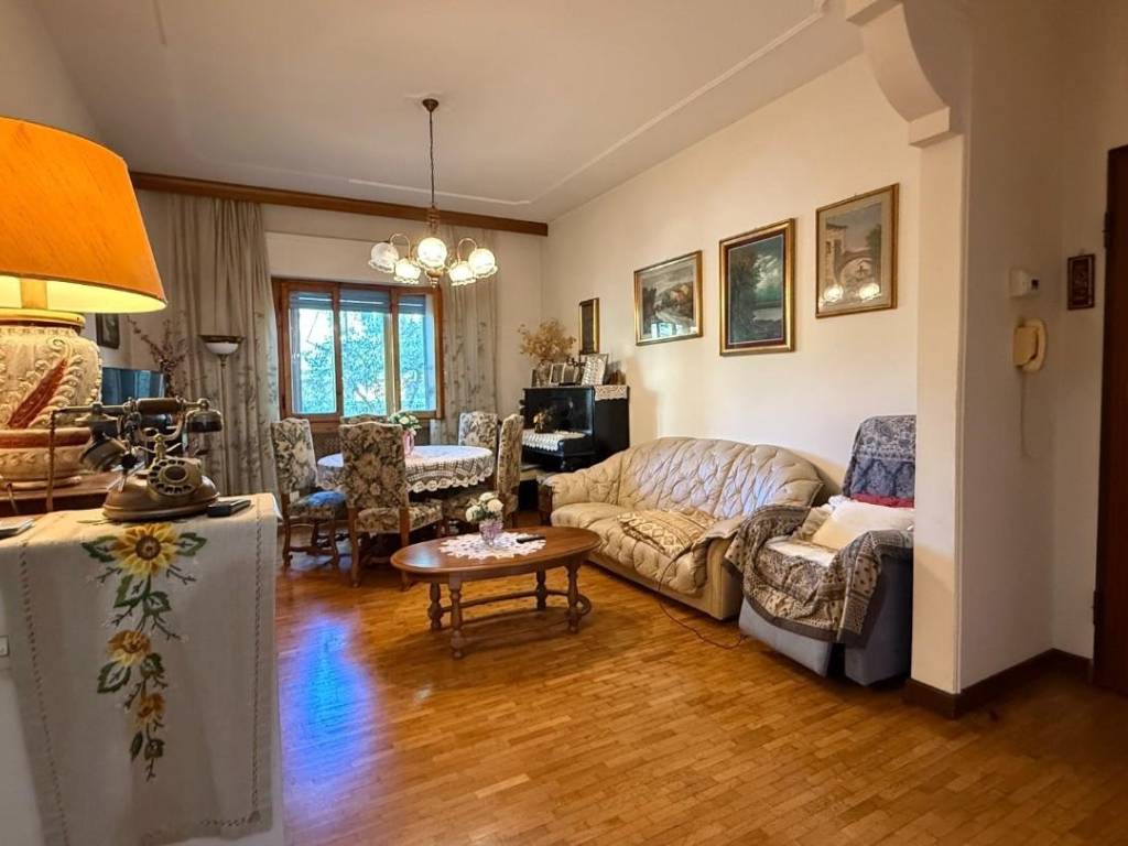 appartamento in vendita a Montecatini-Terme