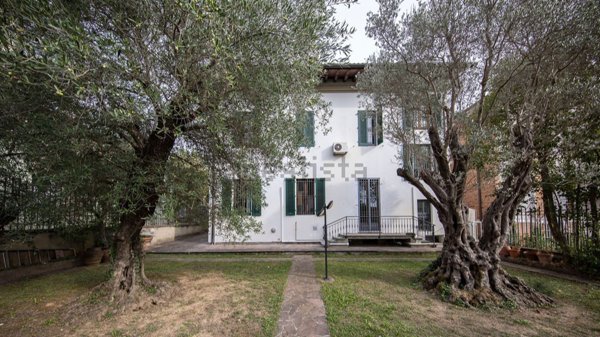 casa indipendente in vendita a Montecatini-Terme