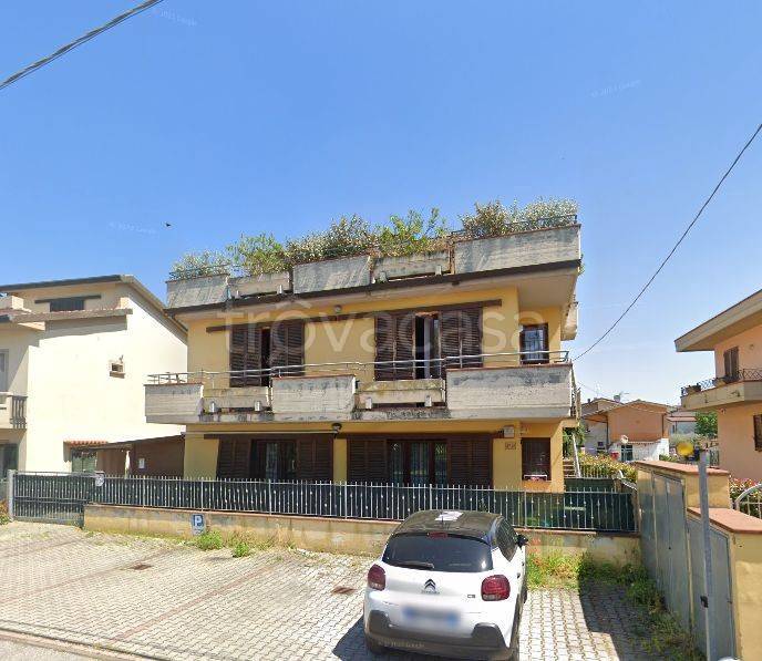 appartamento in vendita a Montecatini-Terme in zona Vico